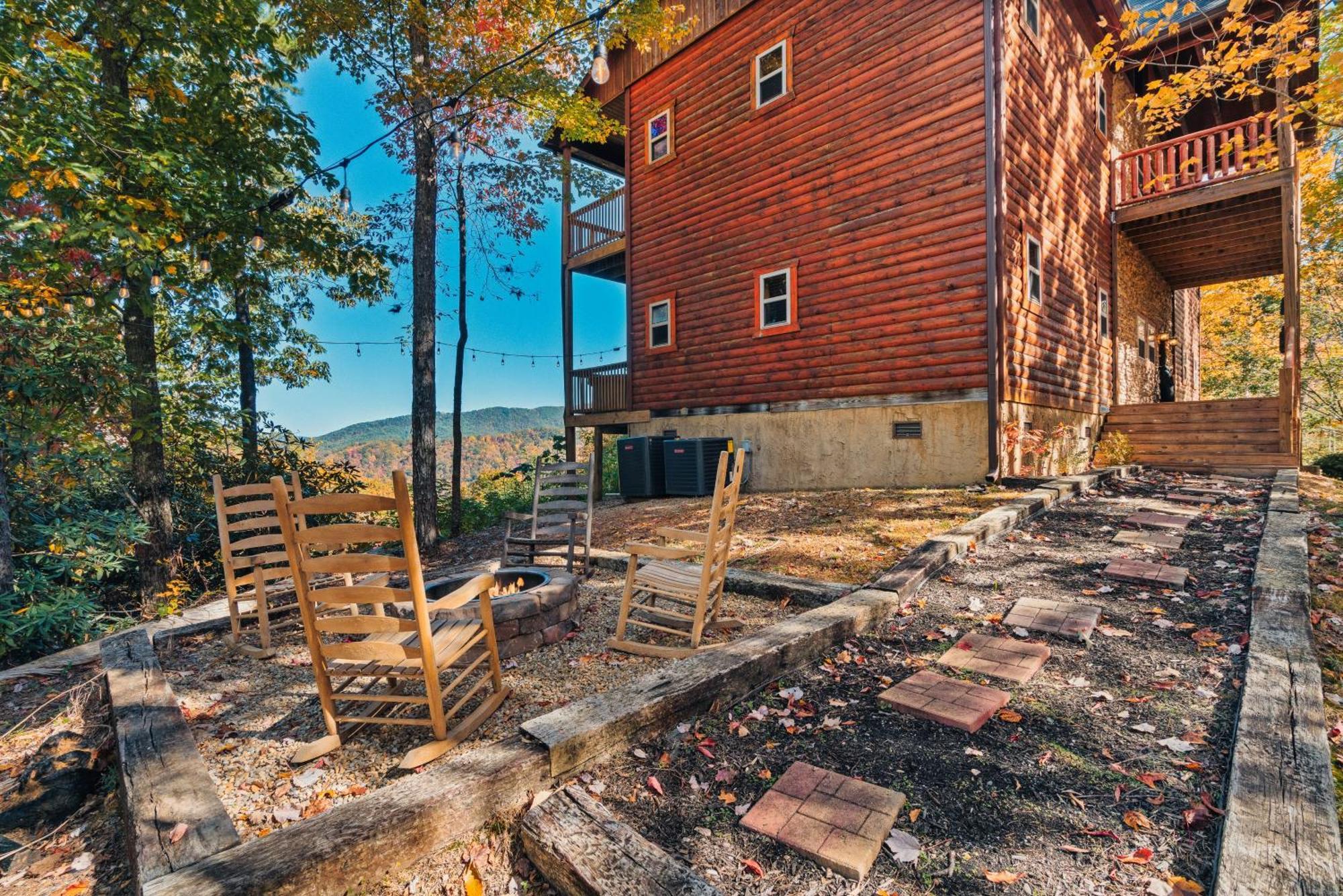 סביירוויל Top Mtn Views, Hottub, Games, 4 Suites, Pets מראה חיצוני תמונה